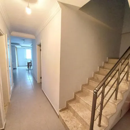 Plaza Apartment