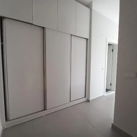 Apartment Plaza *