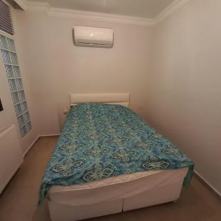 Apartment Plaza *